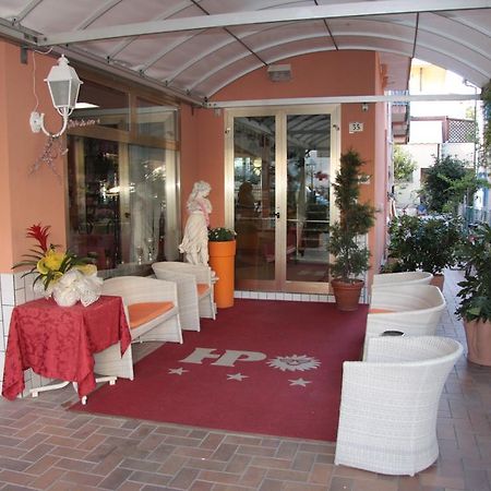 Hotel Peonia Rimini Exterior foto