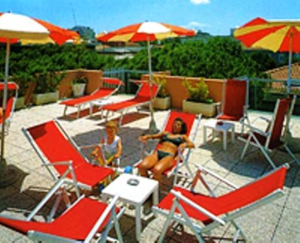 Hotel Peonia Rimini Exterior foto
